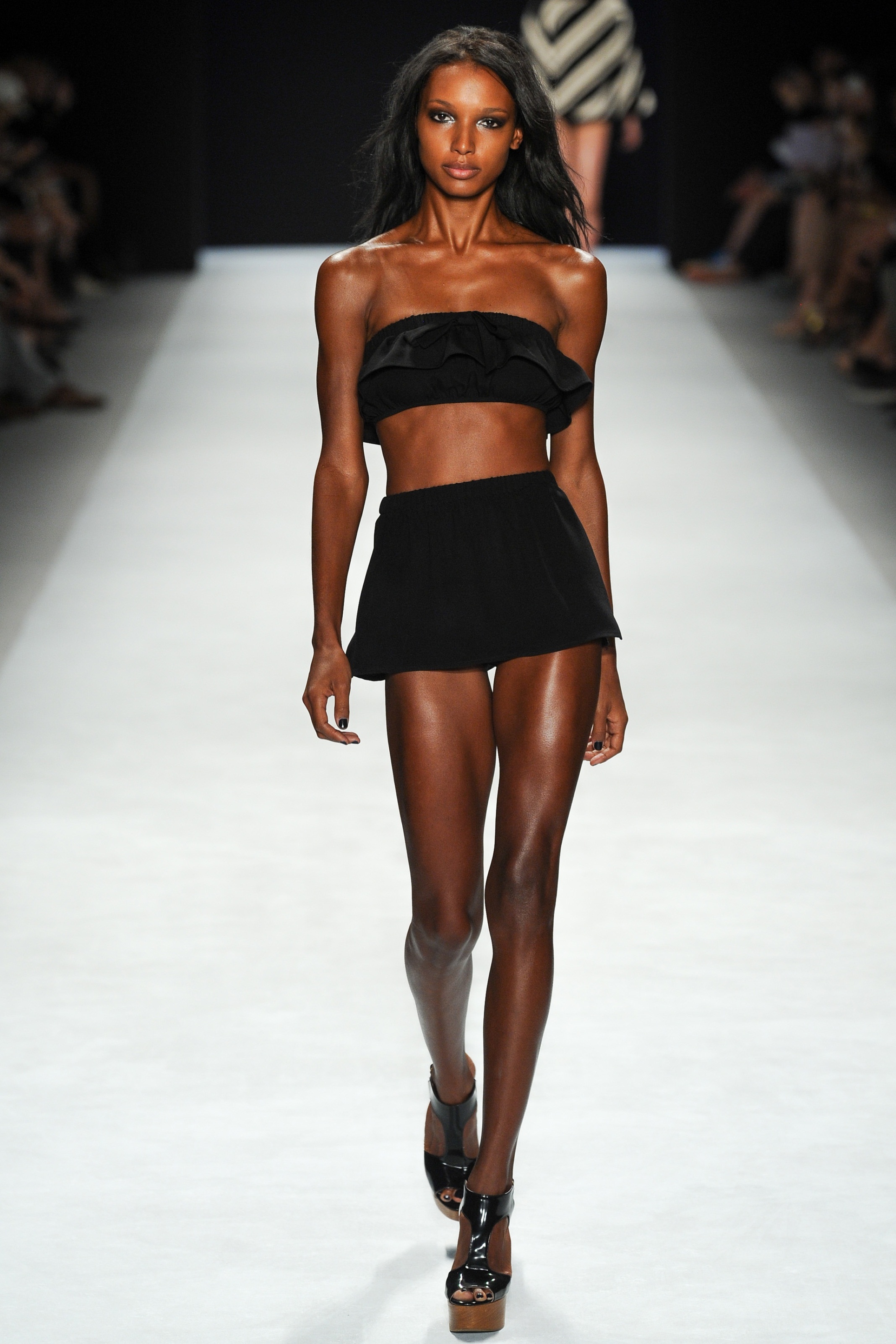 black manneq